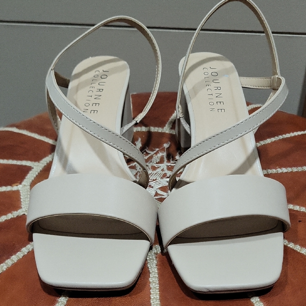 Journee Collection Women's Cream Square-Toe Slingback Heels